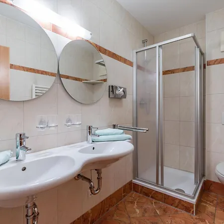 Modern With Sauna In Tyrol, Cleaning Included 公寓 *