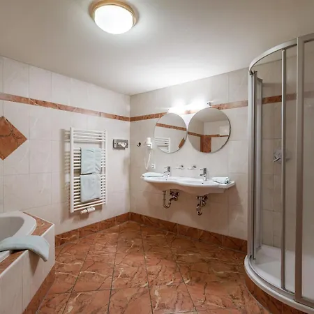 公寓 Modern With Sauna In Tyrol, Cleaning Included